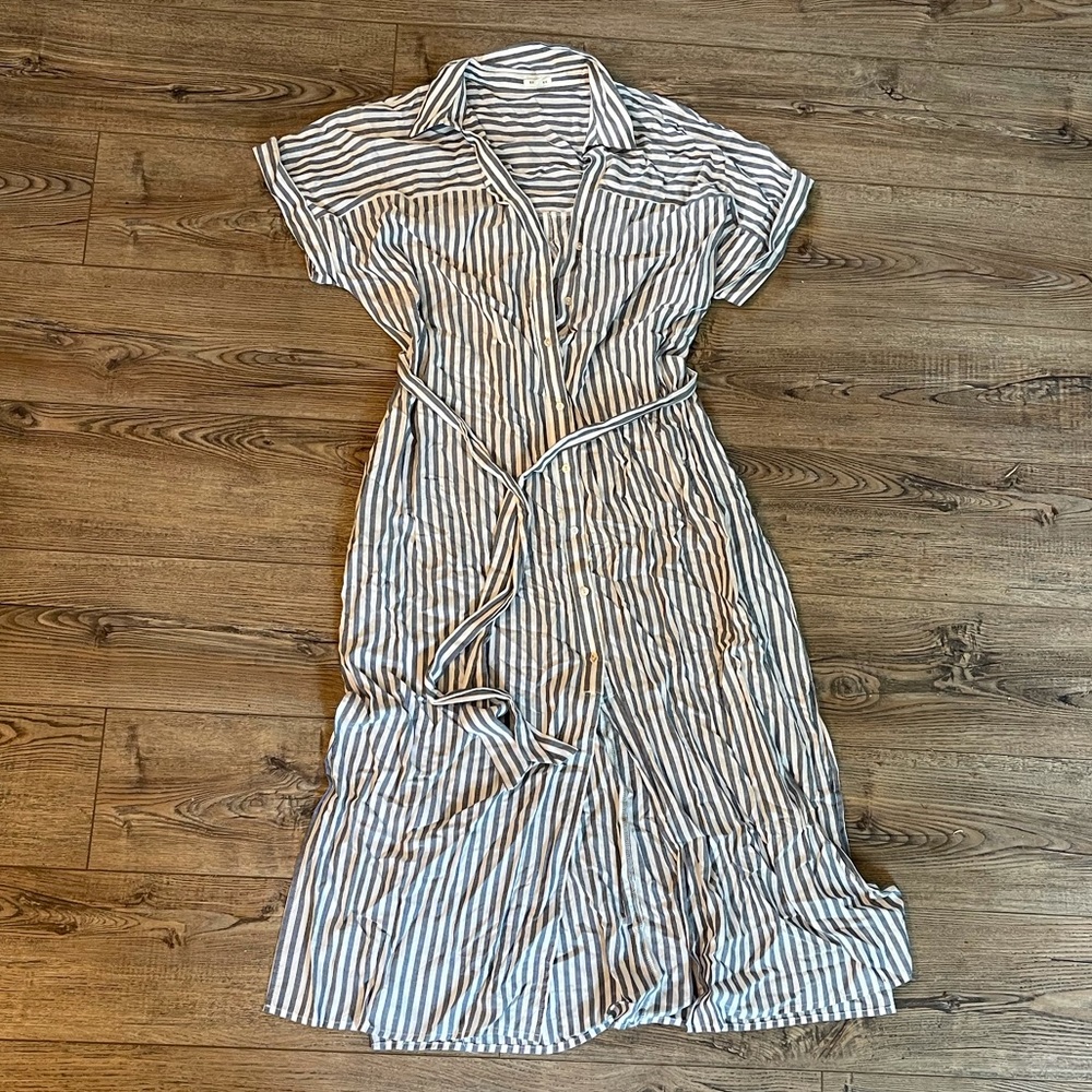 En Creme Button Down Belted Midi Dress